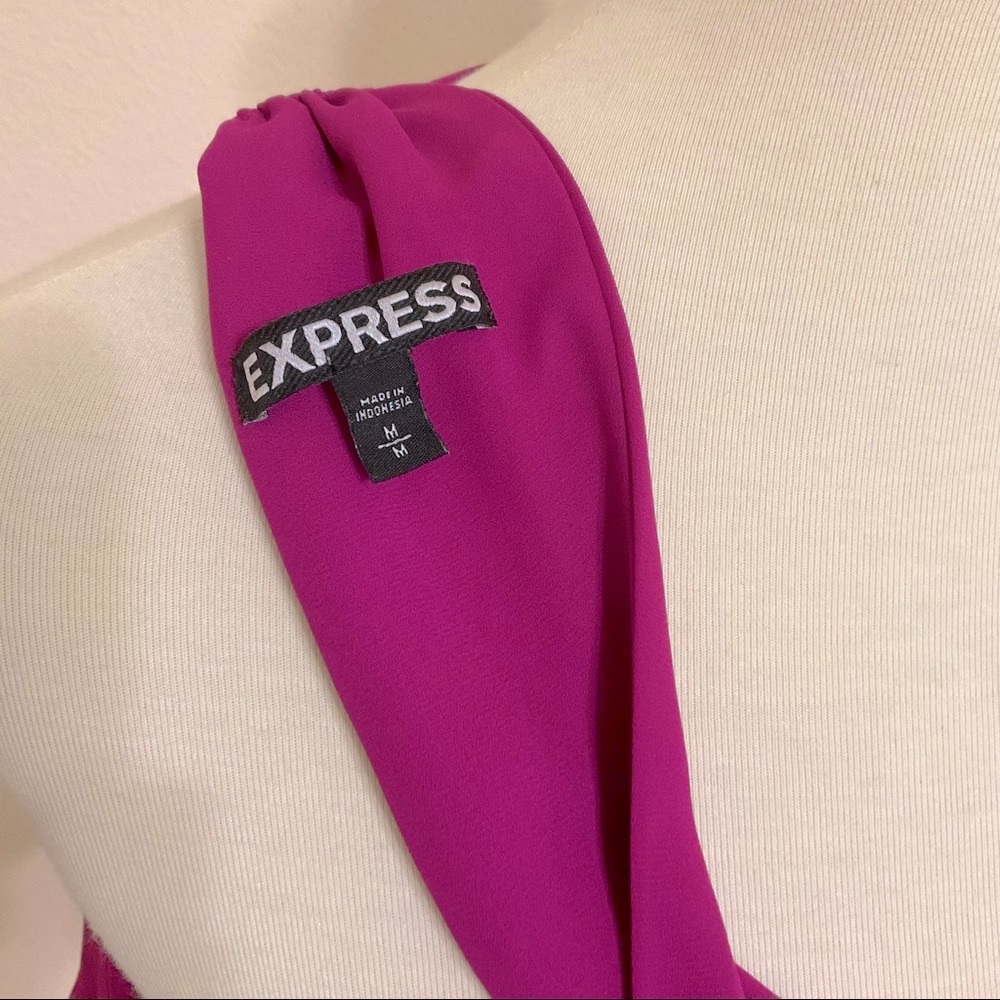 Express V Neck Ruffle Top Magenta M - Picture 9 of 10